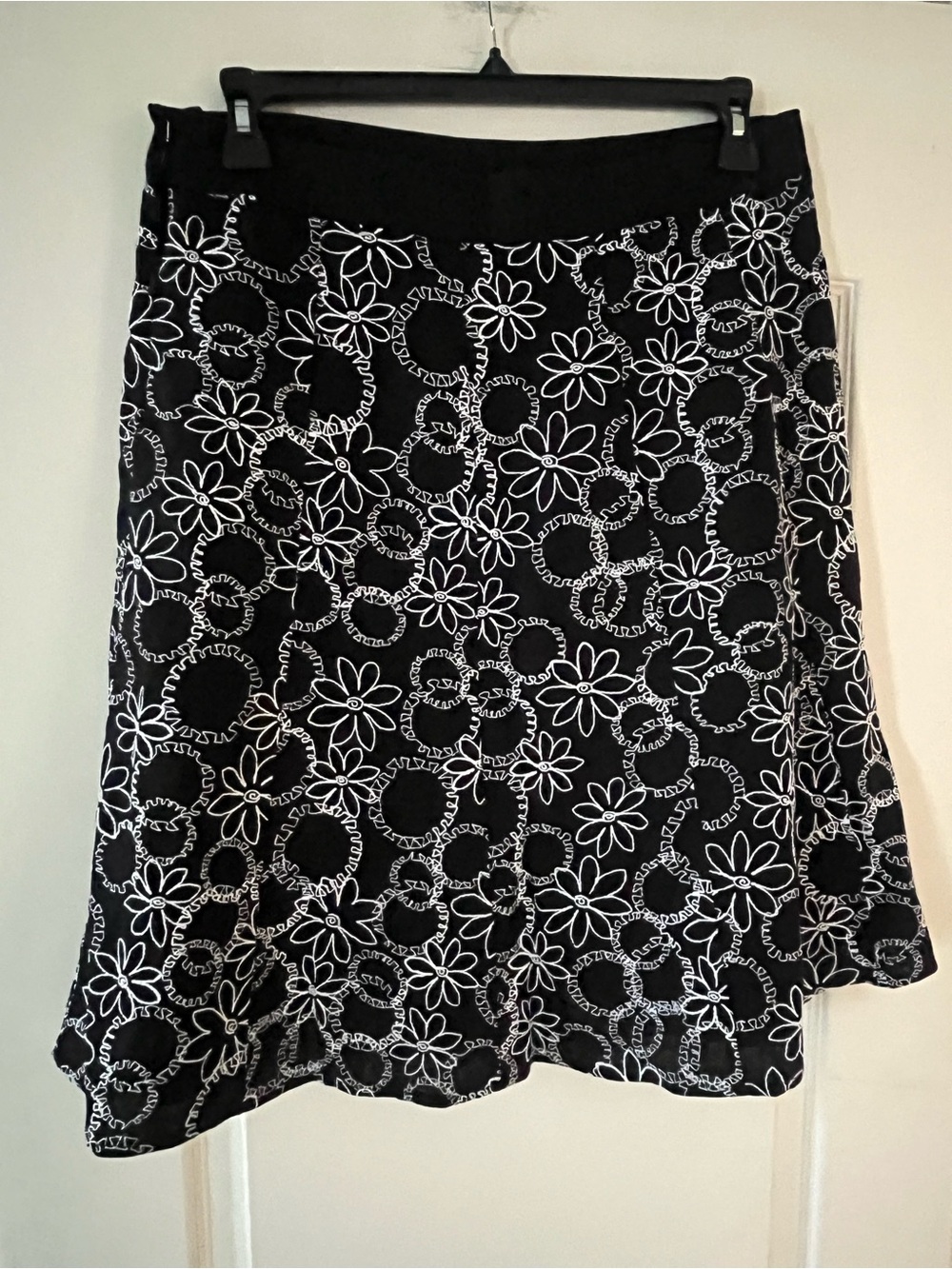 Christopher & Banks Black Skirt with White Floral Linen Blend Women’s Size 12